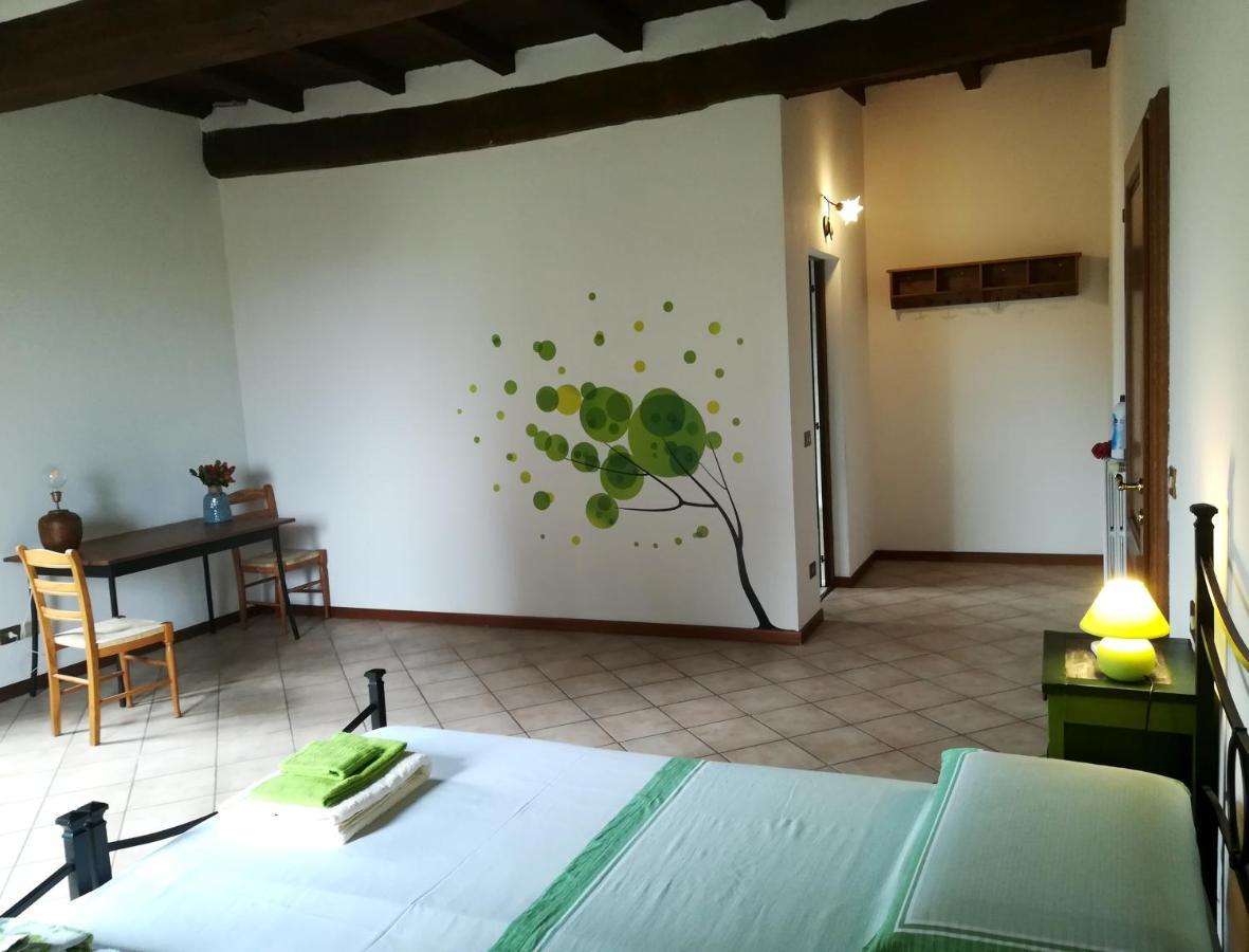Bed and Breakfast Il Boschetto Di Morgana Кастель-Сан-П'єтро-Терме Екстер'єр фото