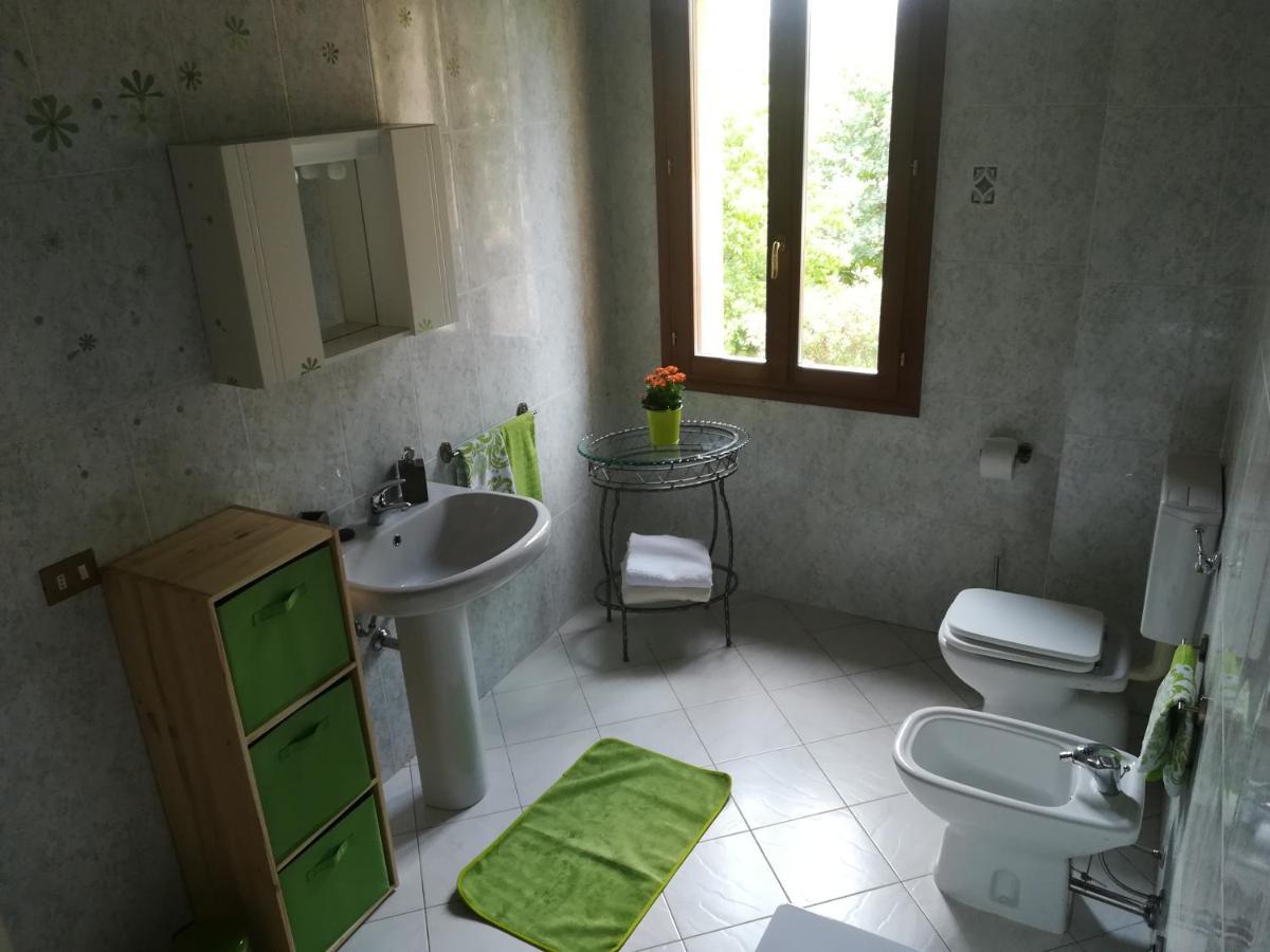 Bed and Breakfast Il Boschetto Di Morgana Кастель-Сан-П'єтро-Терме Екстер'єр фото