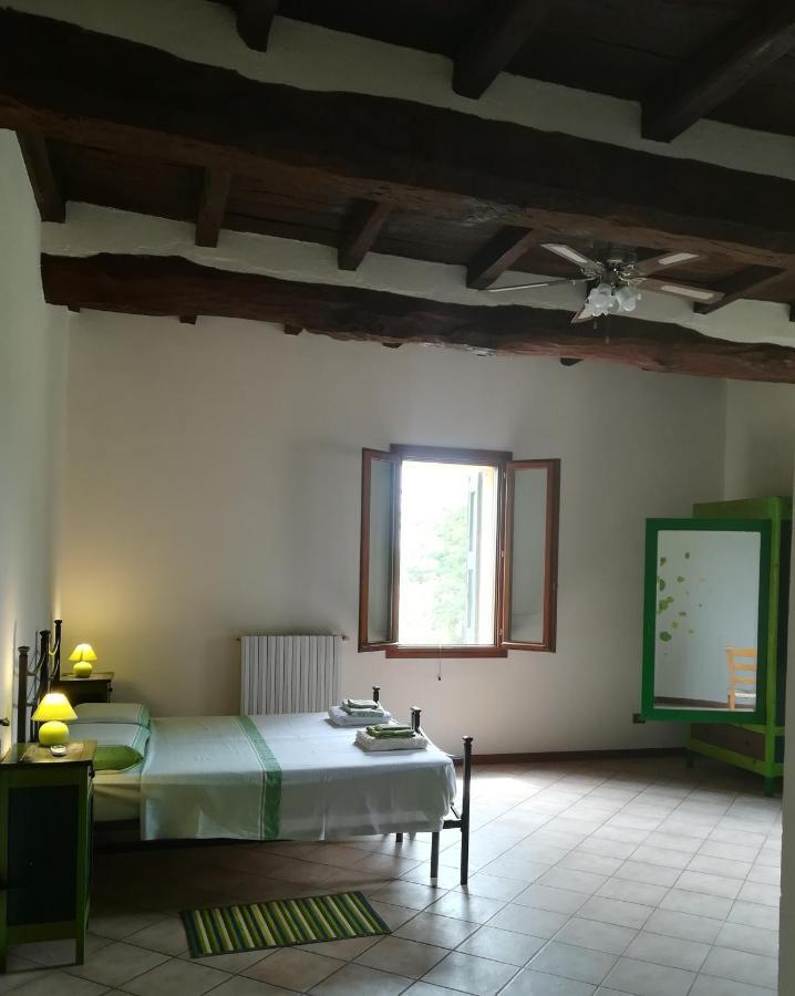 Bed and Breakfast Il Boschetto Di Morgana Кастель-Сан-П'єтро-Терме Екстер'єр фото